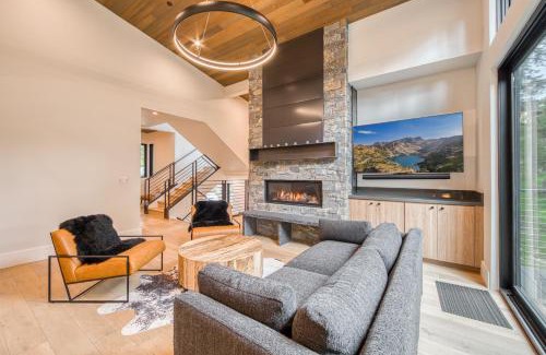 Alpine Meadows House | Shining Creek at Alpine Meadows by Tahoe Getaways - 4 BR w Creek Views, Hot Tub & Ski Shuttle!