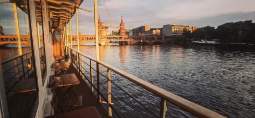 Friedrichshain Hotel | Shipotel-Berlin GmbH, Shipotel Eastern & Shipotel Western