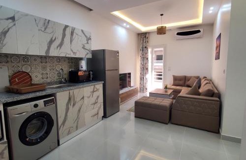 Al Mamsha El Seyahi Apartment | SHL Hurghada Airport Aparthotel - By SAHLHOMES