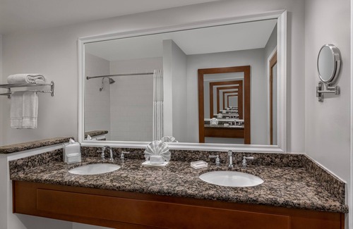 Motel District Hotel | Shore Cliff Hotel