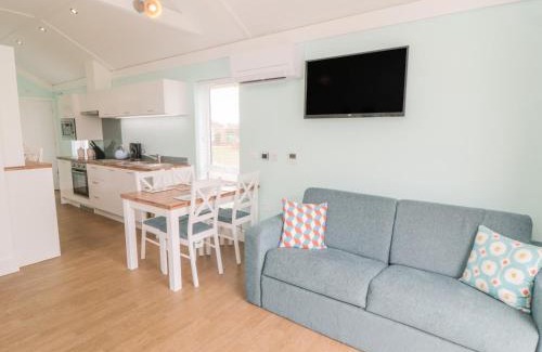 Bridlington House | Shore Thing 280