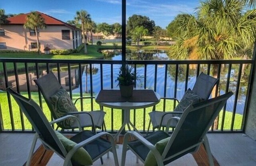 Trailer Estates Condo | Shorewalk 202/4625 - Bradenton-Condo 2 Bedroom/2 Bath, 5 miles from Anna Maria Island and near IMG, maximum occupancy of 4 people.