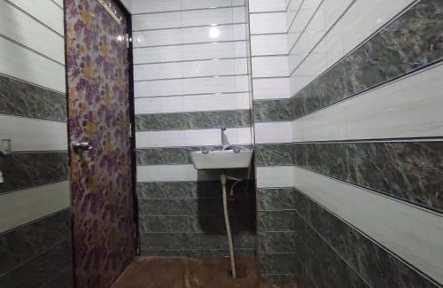 Khatu Hotel | Shree Banke Bihari Place