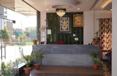 Sikar Hotel | Shree radhe mohan hotel and resort khatushyamji