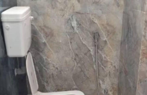 Mathura House | Shri Radhika Dham