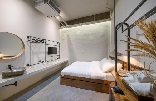 Thanon Phetchaburi Hotel | Siam Shelter Bangkok