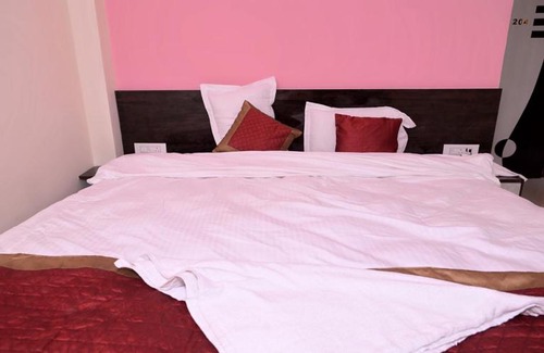 Motihari Hotel | Siddhi Vinayak Hotel & Banquet 2