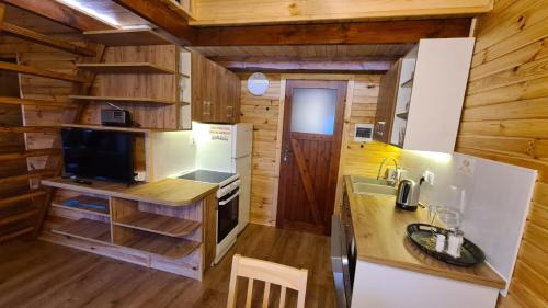 gmina Kurzetnik House | Siedlisko nad jeziorem Skarlińskim 5B, mazury, jezioro, domek, bania