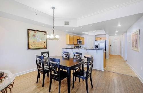 Gulfport Condo | Sienna 402: 2 BR, 2 BA Condominium in Gulfport, Sleeps 6