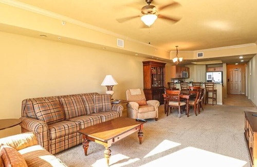 Gulfport Condo | Sienna 702: 2BR Gulfport Condo with Stunning View