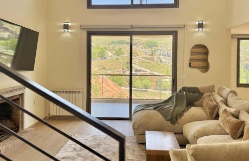 Kfardebian Apartment | Sierra Faqra Duplex 3BR w Balcony