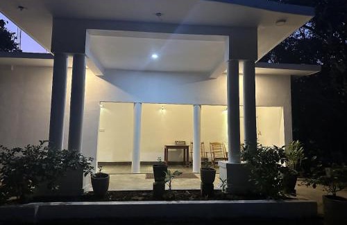 Kimbissa Hotel | Sigiri Wild Nature Resort