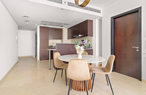 Bur Dubai Apartment | Silkhaus Comfy 1BDR | Sky Gardens in DIFC | NEW!