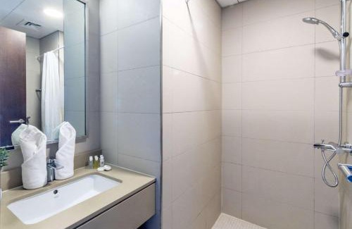 Bur Dubai Apartment | Silkhaus modern studio with Burj Khalifa view in DIFC