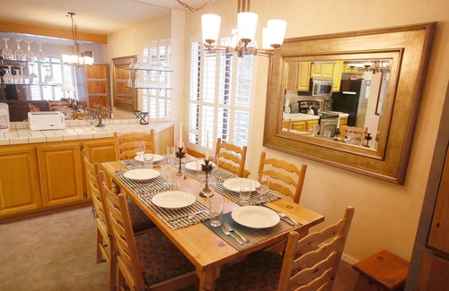 Mammoth Lakes Condo | Silver Bear #20 Deluxe, Upscale 2 Bed, 2 Bath Condo, Short Walk to Canyon Lodge, Pet Friendly