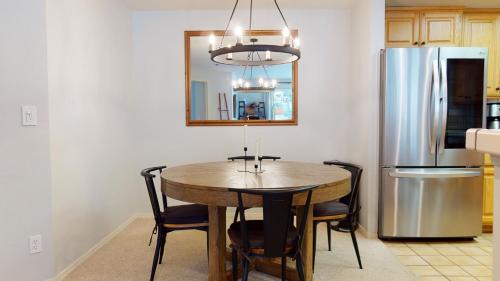 Mammoth Lakes Apartment | Silver Bear #21 condo