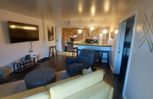 Snowshoe Condo | Silver Creek 2 BR Condo, No Cleaning Fees, A/C, Pool/Hot Tub