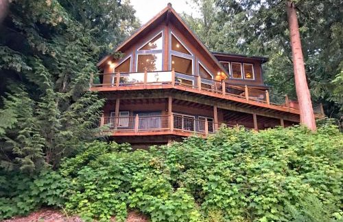 Maple Falls House | Silver Lake 7 - Unsurpassed lakefront views from this spectacular pet-friendly