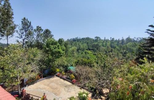 Kotagiri Villa | Silver Spruce 2BHK Entire Floor Kotagiri