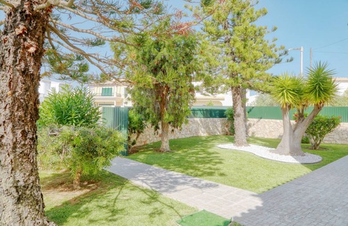 Gale Villa | Simões - Close to Praia da Galé. W/ Private Pool, Wi-Fi, BBQ, Air/Con