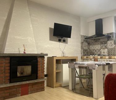 Gavirate Apartment | Simona Francshouse