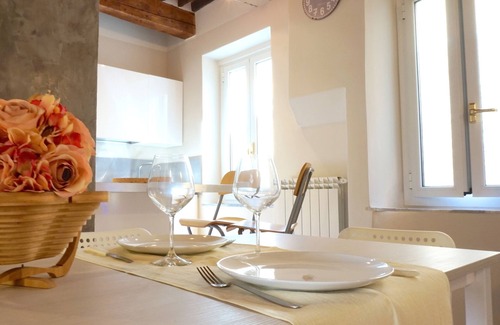 Lucca Historical Center Apartment | Simonetta Apartment - Two Bedroom Apartment, Sleeps 3