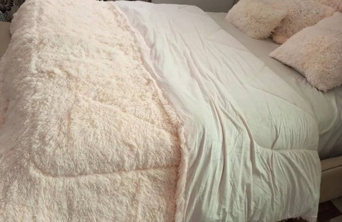 Roman Ridge Bed & Breakfast | Simple and elegant roomn