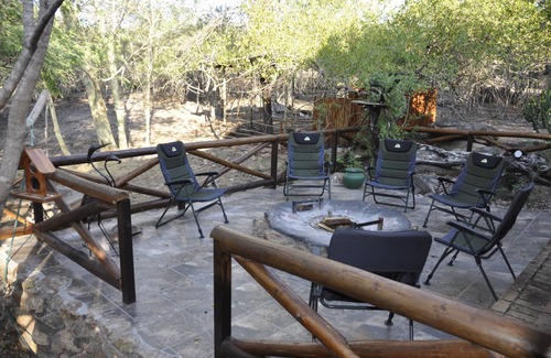 Marloth Park House | Simple Solar system in home with 3 bedroom, self catering home . Free WiFi.