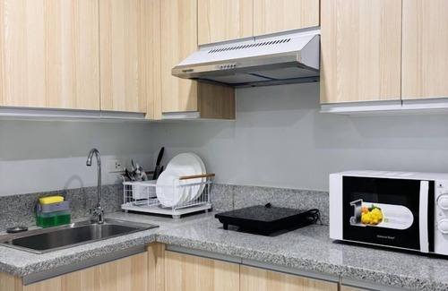 Mandurriao Apartment | Simple & Stylish Studio Stay at WV Towers