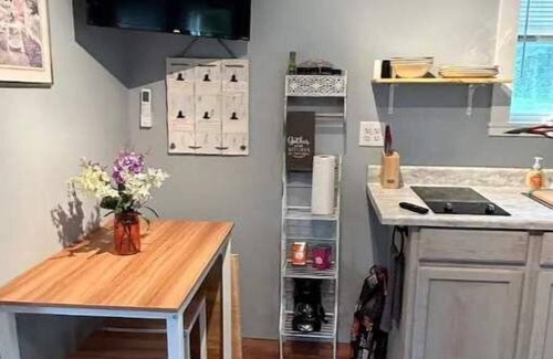 Rockland House | Simplicity-Just what you need! STR24-20