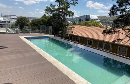 Bedfordview Apartment | Simply Convenient Stays - Bedfordview