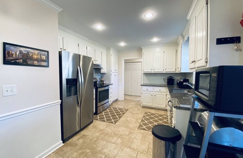 Simpsonville House | Simpsonville House 3B 2.5B Safe and Convenient