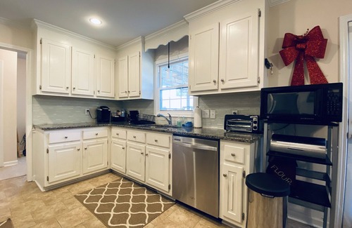 Simpsonville House | Simpsonville House 3B 2.5B Safe and Convenient