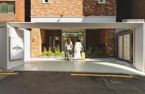 Seolcheon-myeon Hotel | Sinchon Local Friends Hotel