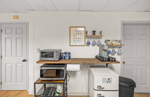 Annapolis House | Sing Second Stays—Spacious Annapolis Home Near USNA & Navy Stadium