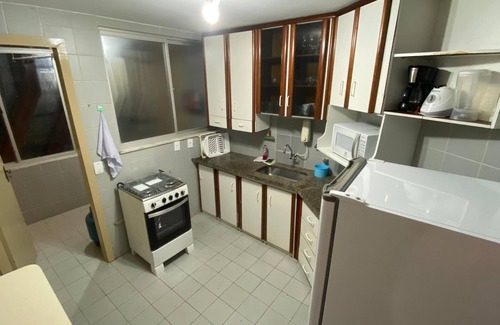 Ilheus Apartment | Single apartment per floor, city center, two parking spaces and swimming pool