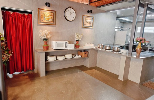 Basavanagudi Apartment | Single Bedroom Apartment with WiFi and AC in vibrant Bengaluru