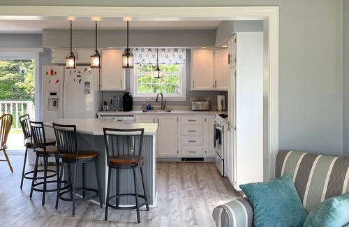 Matinicus Cabin | Single-Level Home on Matinicus Island with Yard, Firepit, WiFi & Deck!