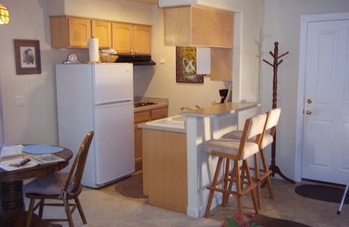 Village Grove House | Single level standalone cottage 1 bedroom 1 bath with attached garage