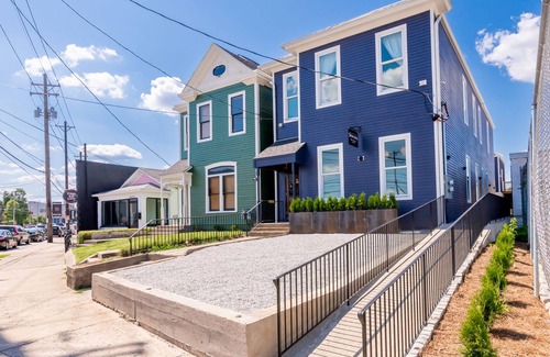 East Market District Apartment | Single Malt @Tartan House Lux King Studio Sleep 4