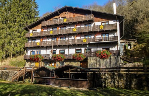 Kopp House | Single Room Shower/WC - Wolffhotel-Outdoorhotel-Restaurant