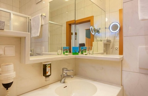 Feld am See House | Single room "Thomasquelle" 1-3 N - Family & Sportresort Brennseehof