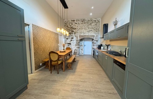Plouneventer Apartment | Single-storey apartment with terrace in a 1520 mill