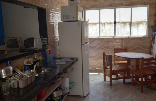 Itanhaem House | Single-storey house, airy, 5 minutes' walk to the beach, very close to the center