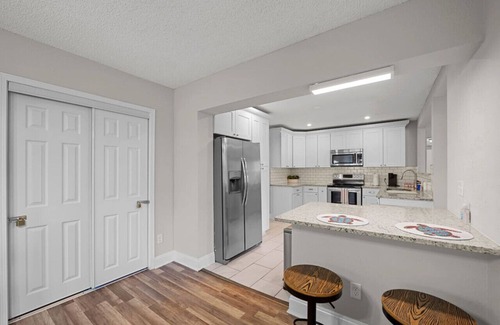 South Riverside House | Single Story 4 Bedroom Home Near Downtown Jax