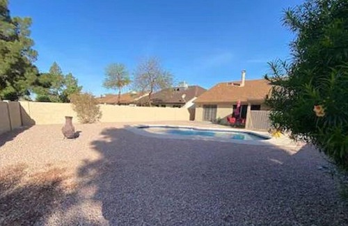 Maryvale Village House | Single story pool home with large backyard. Fully remodeled & centrally located.