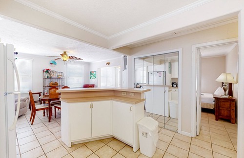 Bid-a-wee Beach House | Single-story home near the beach with central AC & W/D - dog-friendly