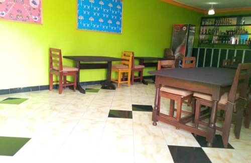 Sipi Hotel | Sipi Traveller's Lodge