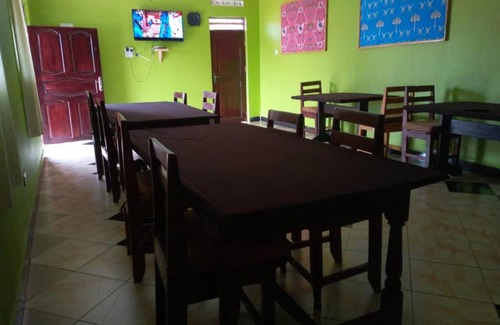 Sipi Hotel | Sipi Traveller's Lodge