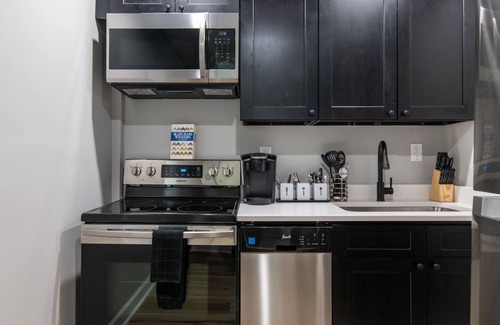 Georgetown Condo | Sir Barton @ The HoM- KY Horse Park 11min, Ark 30min, Walk Downtown/GT College